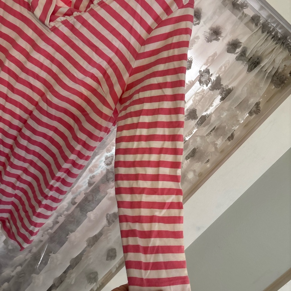 Crown & Ivy Pink and White Striped V-Neck Blouse - Picture 4 of 5